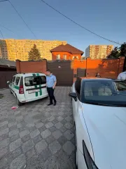 Земельный участок площадью 362 кв.м., кадастровый № 61:44:0031430:35, категория земель: земли населенных пунктов, для индивидуальной жилой застройки, жилой дом площадью 384,4 кв.м., кадастровый № 61:44:0031430:47 (находятся в залоге). Адрес: Ростовская область, г. Ростов-на-Дону, ул. Горсоветская…