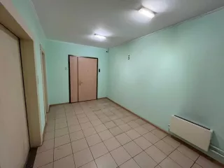 1/2 (0,5) доли в праве на жилое помещение, вид: квартира, кад.№ 77:04:0001016:2672, адрес: г. Москва, Лефортово, ул. Авиамоторная, д. 34, корп. 2, кв. 69, пл. 52,1 кв.м., долевая собственность, №77-77-04/015/2006-266 от 03.04.2006