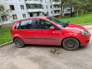 Ford Fiesta 2008 года выпуска. VIN: WF0HXXGAJH8K63007. Автомобиль находится в залоге у ПАО Совкомбанк.