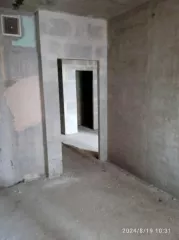 Помещение, жилое (квартира), кадастровый номер объекта: 77:02:0024026:2631, расположенное по адресу: г. Москва, вн. тер. г. муниципальный округ Марьина роща, ул. Тихвинская, д. 14, корп. 1, кв. 33, этаж 7, площадь 48,4 кв.м. В залоге ПАО Банк "PSB".