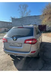 Renault Koleos 2008 года выпуска, VIN VF1VY0C0VUC266652. На момент осмотра автомобиль на ходу, имеет коррозию по кузову и сколы лакокрасочного покрытия. Ознакомление с имуществом по предварительной договоренности по электронной почте: 9513739194@mail.ru с указанием контактных данных.
