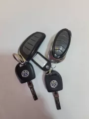 Легковой автомобиль, марка: Volkswagen, модель: Джетта, год изготовления: 2016, цвет: темно-синий, VIN: XW8ZZZ16ZGN905643, ПТС: 40ОМ 119119, г/н: К393ХУ60, изготовитель (страна): Россия, модель двигателя: CWV, тип двигателя: бензиновый, двигатель №: 200200, мощность двигателя, л. с. (кВт): 110…