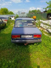 ВАЗ 21074, 2005 г.в., г/н Е631ХН70. Объект бывший в употреблении, имеет внешние дефекты (коррозия кузова, механические повреждения и сколы). Ключи и документы отсутствуют. Покупатель самостоятельно получает информацию о нахождении имущества в залоге, а также обременении правами третьих лиц…