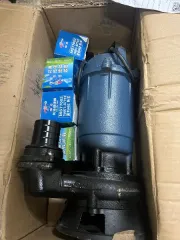 Годные остатки промышленного оборудования согласно приложению. Проверка исправности имущества не проводилась. Товаросопроводительные документы не передавались. Погрузка и транспортировка с места хранения осуществляется покупателем самостоятельно и за его счет. Имущество продается в том виде…