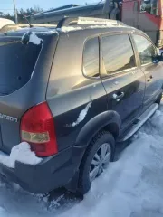 Hyundai Tucson 2.0 GLS AT 2008 года, VIN KMHJN81BP9U047186.