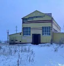 Строения и имущество, находящееся внутри строений, расположенные по адресу: Хабаровский край, г. Комсомольск-на-Амуре, Амурское ш., д. 3. Здание. Цех по производству СБЖК, литер К, условный номер: 27:22:0020902:95, метраж – 1447,90 кв.м.; Здание. Цех арматурный на базе КМО в р-не моста через р…