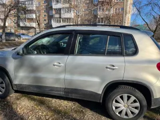 Volkswagen Tiguan, 2013 года выпуска, идентификационный номер XW8ZZZ5NZDG121378, гос.номер М692ВН774. Volkswagen Tiguan, 2013