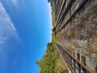 Производственный комплекс, 16 нежилых зданий, 185 172 кв.м, Самарская обл., г. Новокуйбышевск. Производственный комплекс (завод), состоящий из 16 нежилых объектов недвижимости, право аренды земельных участков - 3 635 +/- 21 кв. м, 117 501 +/- 119,97 кв. м, 64 036 +/- 89 кв. м, кадастровые номера…