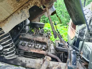 ГАЗ-6611 1994 года выпуска, бортовой грузовой автомобиль. VIN XTH006611RO753840. Модель двигателя 513-286029, мощность 120 (88) л.с. (кВт). Шасси №0753840. Цвет кузова темно-зеленый, тип двигателя бензиновый, производитель ГАЗ (Россия). Государственный номер В375КУ11. ПТС 11КР 323241 от 04.10.2003…