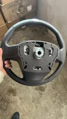 рулевые колеса для легковых автомобилей рулевые колеса для легковых автомобилей 
Тип запчасти: руль 
Состояние: б/у 
