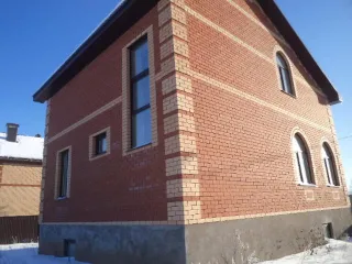 Участок 810 м² дом 242,7 м² Татарстан Земельный участок, вид разрешенного использования: для строительства индивидуального жилого дома, площадь 810+/-10 кв.м, кадастровый №16:13:090101:1203, Здание, назначение: жилое, площадь 242,7 кв.м, кадастровый номер 16:13:090101:1217, расположенные по адресу…