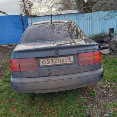 Volkswagen Passat 1993 года, 116 лс, государственный номер О512НХ46, идентификационный номер: WVWZZZ3AZRE053770, тип ТС: легковой седан, номер рамы: ОТСУТСТВУЕТ, кузов: WVWZZZ3AZRE053770, категория ТС: B/M1, цвет: синий. Расположен по адресу: 305029, Курская область, г. Курск, ул. Карла Маркса, д…