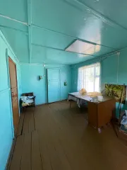 Жилой дом 44.7 кв.м., Амурская область, расположенный по адресу: пер. Песчаный, д. 9. 1975 год постройки; общая площадь –44,7 кв.м., число этажей -1; стены – бревенчатые; перекрытия – деревянные; полы – дощатые, электроснабжение централизованное, отопление печное местное, холодное водоснабжение…