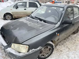 Hyundai Accent 2007, автомобиль марки Hyundai, модель Accent, 2007 г.в., VIN-номер X7MCF41GP7A113898 (находится в залоге у ПАО "Совкомбанк"). С имуществом можно ознакомиться в будние дни с 12:00 до 18:00, предварительно созвонившись с финансовым управляющим по номеру 8-988-367-07-86, либо написав…