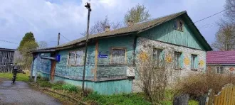 Нежилое здание 110,8 кв.м, с земельным участком, с.Семеновское, ул.Центральная, 41, Ярославская область нежилое здание с земельным участком по адресу: Ярославская область, Первомайский район, с.Семеновское, ул.Центральная, д.41 нежилое здание площадью 110,8 кв.м, кадастровый номер…