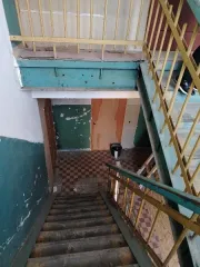 Нежилое здание 724,4 кв.м и земельный участок 1450 кв.м, Свердловская область Нежилое здание с земельным участком, по адресу: Свердловская область, город Асбест, ул.Северная, 2 - нежилое здание с кадастровым номером 66:34:0503002:1042 , площадью 724,4 кв.м, Литер А, а, этажность: 2, подземная…