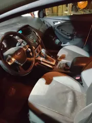 Ford Focus 2013 года, 125 л.с., пробег 200000 км, АКПП. VIN: Z94K241BBJR007032. Двигатель требует капитального ремонта, необходимы ремонт подвески и замена переднего бампера. Автомобиль находится в залоге. Транспортное средство было в эксплуатации, может иметь скрытые недостатки, естественный износ…