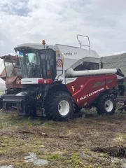 ROSTSELMASH S300 NOVA 340, 2022 года, зерноуборочный комбайн. Комбайн зерноуборочный самоходный ROSTSELMASH S300 NOVA 340; номер: RONVA340001298; марка: ROSTSELMASH; модель: S300 NOVA 340; год выпуска: 2022; государственный регистрационный знак: 1386 УВ 21; рабочий объем двигателя, куб. см…