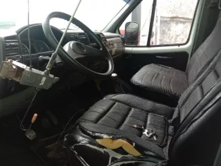 Автомобиль 2834VU Состояние удовлетворительное, комплектен, в рабочем состоянии, коррозия кузова, нарушение лкп 
