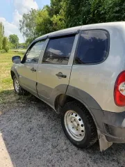 Chevrolet Niva 212300-55 2013 легковой автомобиль: регистрационный знак Н588ЕР46, идентификационный номер (VIN) X9L212300Е0499872, марка шевроле нива (Chevrolet Niva 212300-55), тип легковой (прочие легковые), год выпуска 2013, цвет серо-коричневый металлик, мощность двигателя 79,54 л/с. Пробег…
