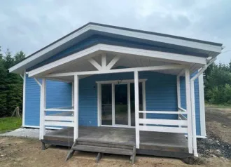 Жилой дом 90,6 кв.м и земельный участок 1500 кв.м в Карелии. Дом жилой, площадью 90,6 кв.м, одноэтажный, расположен по адресу: Респ. Карелия, Прионежский р-н, п. Деревянка, ул. Нагорная, д. 12 (кадастровый номер 10:20:0080120:181). Земельный участок площадью 1500 кв.м, категория земель: земли…