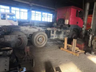 Грузовой тягач седельный MAN TGS 33.430 6X6BBSWW 2011 года, госномер А765УМ27, VIN WMA56WZZ9CP031741.