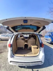 Kia Carnival 2016 года, 202.6 лс, пробег 151960 км, АКПП. VIN: KNAME81ABHS284541.