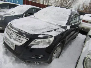 Volkswagen Tiguan, 2011 года выпуска, 150 л.с., пробег 161097 км. Автомобиль легковой, марка: Volkswagen, модель: Tiguan, VIN: XW8ZZZ5NZBG111785, гос. рег. номер: Н304ОС702, год изготовления: 2011.