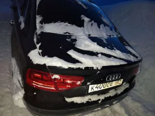 Audi A8L 2011 года выпуска, VIN WAUZZZ4H5CN004549.