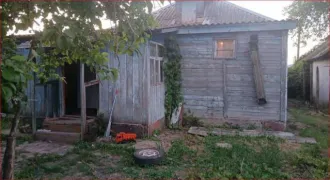Доли дома 68.1 кв.м и участка 2172 кв.м, Краснодарский край 1/4 доля дома и 1/4 доля земельного участка в Краснодарском крае еще 1/4 доля дома и 1/4 доля земельного участка в Краснодарском крае еще 1/4 доля в праве на жилое здание, площадь: 68,1кв.м., кадастровый номер: 23:32:0503013:697 и 1/4 доля…