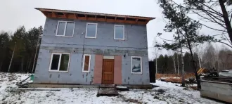Жилой дом, назначение – жилое, общей площадью 149,5 кв.м., Кад №: 66:36:2903004:313 и земельный участок, площадью 1 402 кв.м, Кад №: 66:36:2903004:66, расположенные по адресу: Свердловская область, г. Верхняя Пышма, в районе с. Мостовское, СНТ "ОАЗИС", уч. №69. Лот находится в залоге у ПАО…