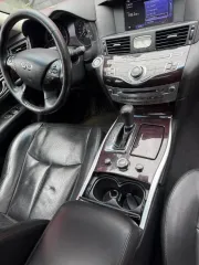 Infiniti M37 2011 года, VIN JN1BBNY51U0570378, кузов JN1BBNY51U0570378. Цвет черный, мощность двигателя 245 кВт/333 л.с., экологический класс 4, категория B, тип ТС легковой седан, госномер Е562НР777.