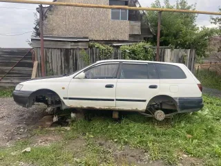 Toyota Caldina 1997 года, 73 лс, легковой автомобиль, цвет: Белый, VIN: Отсутствует, ПТС: 22 ММ 649214, г/н: О932МУ154. Состояние нерабочее. Отсутствует: ДВС, колеса