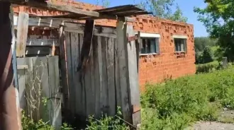1/2 доли на 2 здания, сооружение и земельный участок 4210 кв. м, Чувашия 1/2 доли на 2 здания, 1/2 доли на сооружение и 1/2 доли на земельный участок в Чувашии 1/2 доли в праве на земельный участок общей площадью 4210 кв. м, кадастровый номер: 21:16:141301:15 , расположенный по адресу: Чувашская…