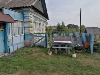 Доля жилого дома 54,2 кв.м и земельного участка 1200 кв.м в Ульяновской области: 1/4 доля в праве общей долевой собственности на жилой дом, кадастровый номер 73:07:040903:447, общей площадью 54,20 кв. м, и 1/4 доля в праве общей долевой собственности на земельный участок, кадастровый номер…