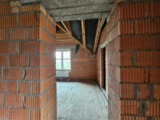 Жилой дом 377,1 кв.м, земельный участок 1 919 кв.м, адрес: Москва, вн. тер. г. муниципальный округ Коммунарка, Зимёнковская ул., д. 60, корп. 3, зем. уч. 60/3, 2-этажный, кадастровые номера 77:17:0120114:3696, 50:21:0120114:1055, земли населенных пунктов - для дачного строительства, ограничения и…