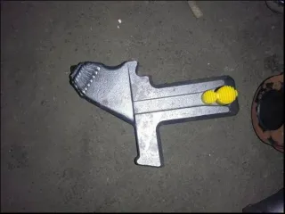 Буровые резцы, резцедержатели, световоды, краны, прокладки, согласно извещению. Реализация по прямому назначению и в качестве годных остатков. Имущество продается в том виде, комплектности и состоянии, в каком оно есть. За скрытые дефекты имущества Продавец ответственности не несет. Проданное…