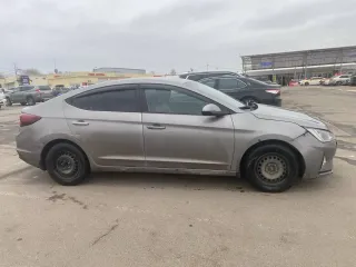 HYUNDAI Elantra 2019, Автомобиль марки HYUNDAI модель Elantra 2019 г.в. VIN-номер XWEDB41CBK0003306, по предварительной записи по телефону: +7 968 019 73 72, электронная почта: nika.dzhincharadze@yandex.ru