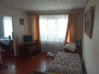 1/4 доля в праве собственности на квартиру, общей площадью 63,9 кв.м., расположенная по адресу: Рязанская область, г. Сасово, ул. Ново-Елатомская, д.45б, кв.6