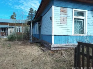 Нежилое здание основной школы (кадастровый номер 10:19:0000000:4954), общей площадью 639,3 кв.м., расположенное по адресу: Республика Карелия, Муезерский район, пос. Тикша, ул. Школьная, д. 1, с земельным участком (кадастровый номер 10:19:0040102:100), общей площадью 8160 +/-77 кв.м., расположенным…