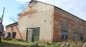 Гараж годные остатки площадь 1685,9 квадратных метров, котельная годные остатки площадь 122,6 квадратных метров, склад годные остатки площадь 464,4 квадратных метров. Адрес: Курганская область, Альменевский район, село Альменево, улица Ленина, 2а.