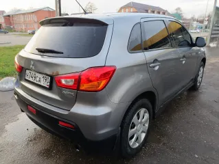 Mitsubishi ASX 2011 года. VIN: JMBXNGA1WCZ003881.