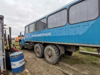 Грузовой автомобиль Урал 3255 0010 41, 2007, а483тн/159  местоположение: п. Бованенково, ЯНАО . Частично не комплектен, требует ремонта, не на ходу.