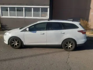 Ford Focus 2013 года, 125 лс, 215000 км, VIN X9FLXXEEBLDK52768.