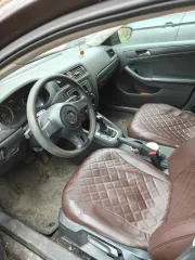 Volkswagen Jetta, 2014 года, 105 лс, 222000 км, АКПП, XW8ZZZ16ZEN916222. 222 тыс. Со слов собственника: сломана левая пружина, передняя подвеска требует замены. Более подробное техническое состояние выясняйте самостоятельно в ходе осмотра. Организатор торгов нюансами технического состояния не…
