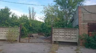 автозаправочная станция, расположенная по адресу: ростовская обл., г. волгодонск, ул. 7 я заводская, 20, в составе имущества, являющегося предметом залога: азс, здание операторской, площадь: общая 20,7 кв.м., литер:а  навес, площадь: 11,2 кв.м, литер: а  без крыши   блок пункт контейнерного типа…