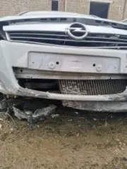 Opel Astra 2011, К142ЕМ799, VIN W0LPD2DC9CG042776. Volkswagen Passat 2012, г/н Х418ОО47, VIN WVWZZZ3CZDP033360. Opel Astra 2012, VIN XUFPE6DC7D3000452. Renault Megane II 2005, VIN VF1LM1B0H33608447. Volkswagen Golf 1998, VIN WVWZZZ1JZXB109186. Nissan Almera 2006, VIN KNMCSHLMS6P626374. Ключи и…