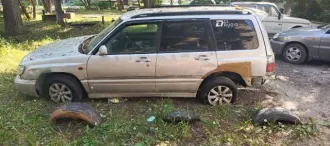 Subaru Forester 1998 года, 137 лс, 320000 км, полный привод, АКПП. Марка - SUBARU; модель – FORESTER; год изготовления – 1998; номер кузова - SF5-074796. Машина не на ходу. Застучал двигатель (ej202). Автоматическая коробка требует ремонта. Аккумулятор снят (умер). Левая сторона переварена (крыло…