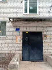 Двухкомнатная квартира, назначение – жилое, общей площадью 49,5 м2, кадастровый номер: 33:13:020102:382 
Расположенная по адресу: Владимирская область, рн. Петушинский, г. Костерево, ул. Красная, д. 6а, кв. 34
Является предметом залога ПАО "Сбербанк" Зарегистрированные лица - отсутствуют В…