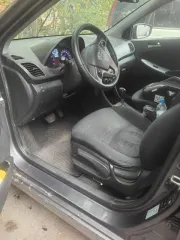 Hyundai Solaris 2015 года, 107 л.с., пробег 160176 км, автоматическая коробка передач. VIN – Z94CT41CBFR468031, госномер – Х907СК55. Учтено техническое состояние: коррозийные повреждения лакокрасочного покрытия. Требуется химчистка салона.